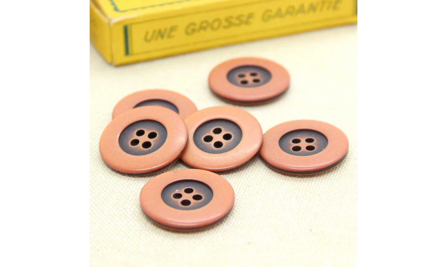 6 boutons / 23MM / Rose