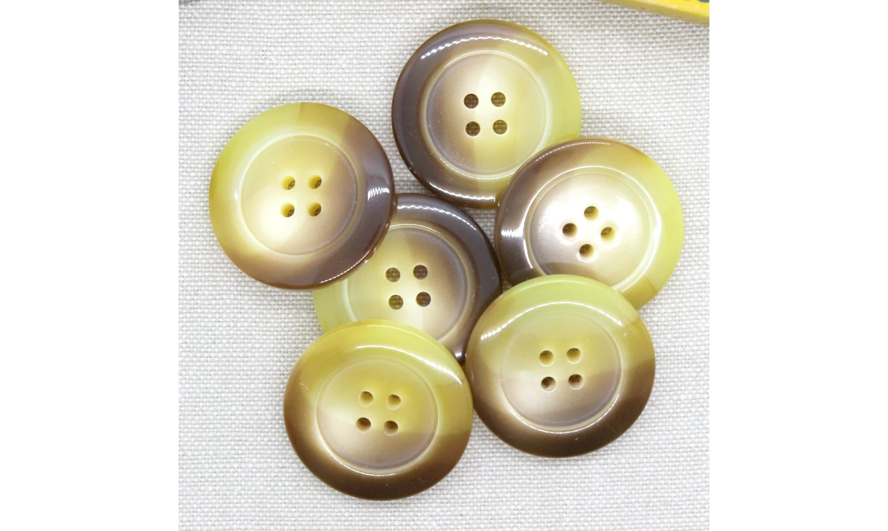 6 boutons / 30MM / Jaune Brun dégradé