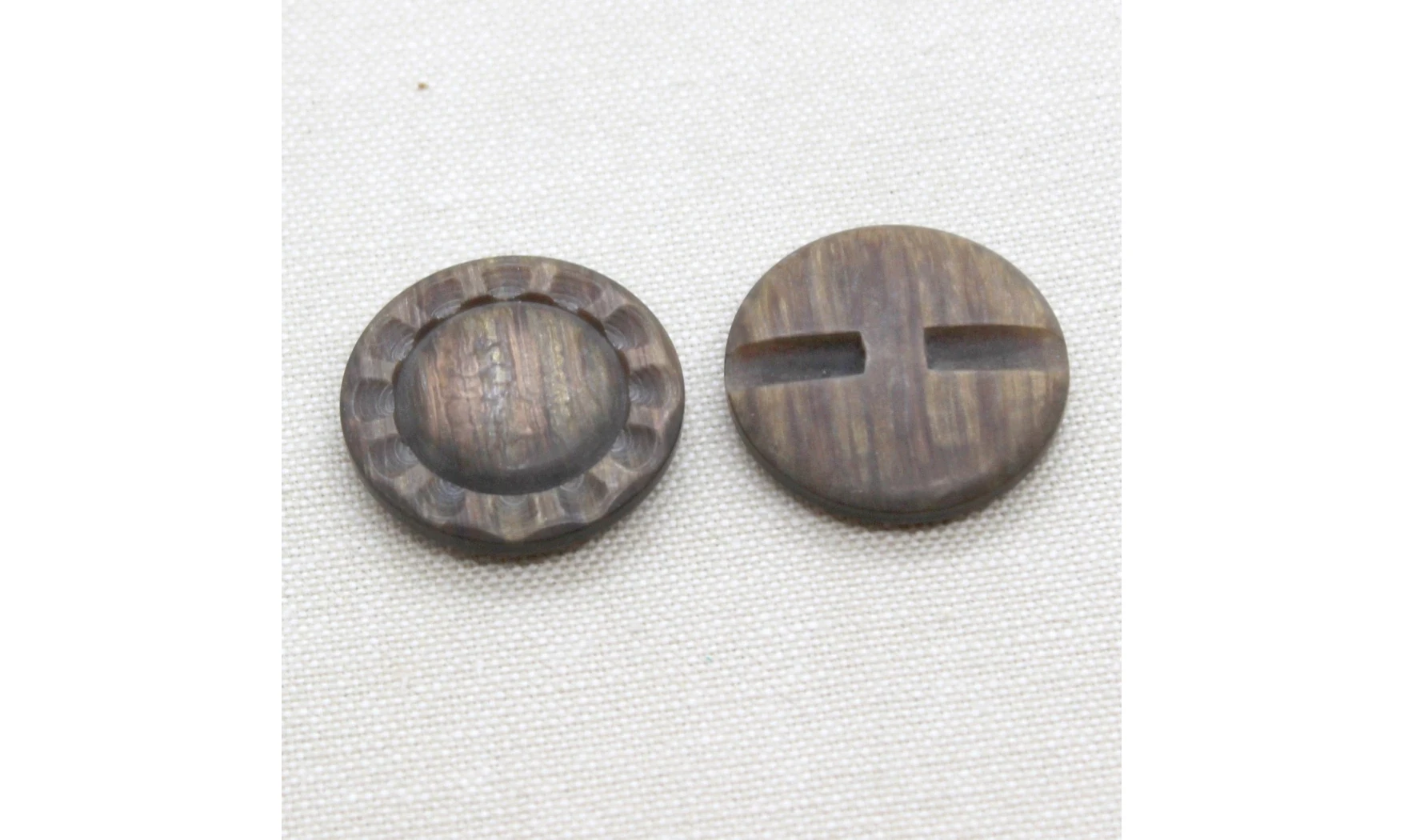 6 Boutons / 27MM / Fleur Marron