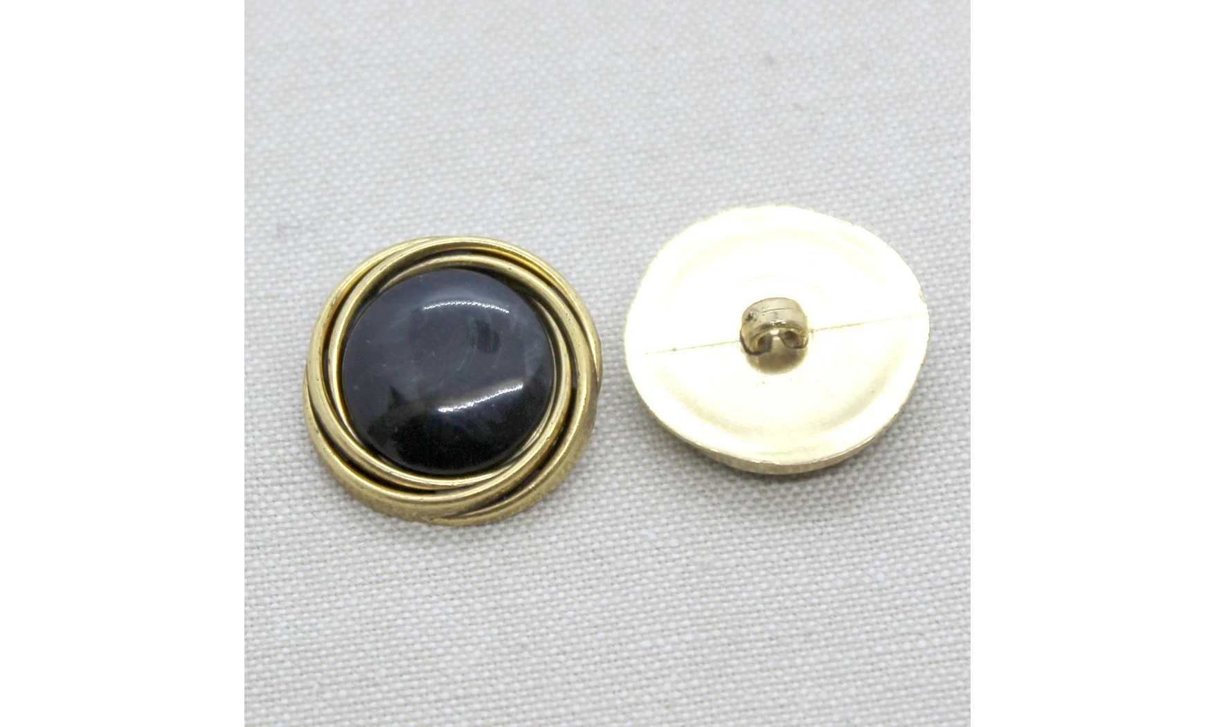 6 Boutons / 26MM / Cabochon Noir - Or