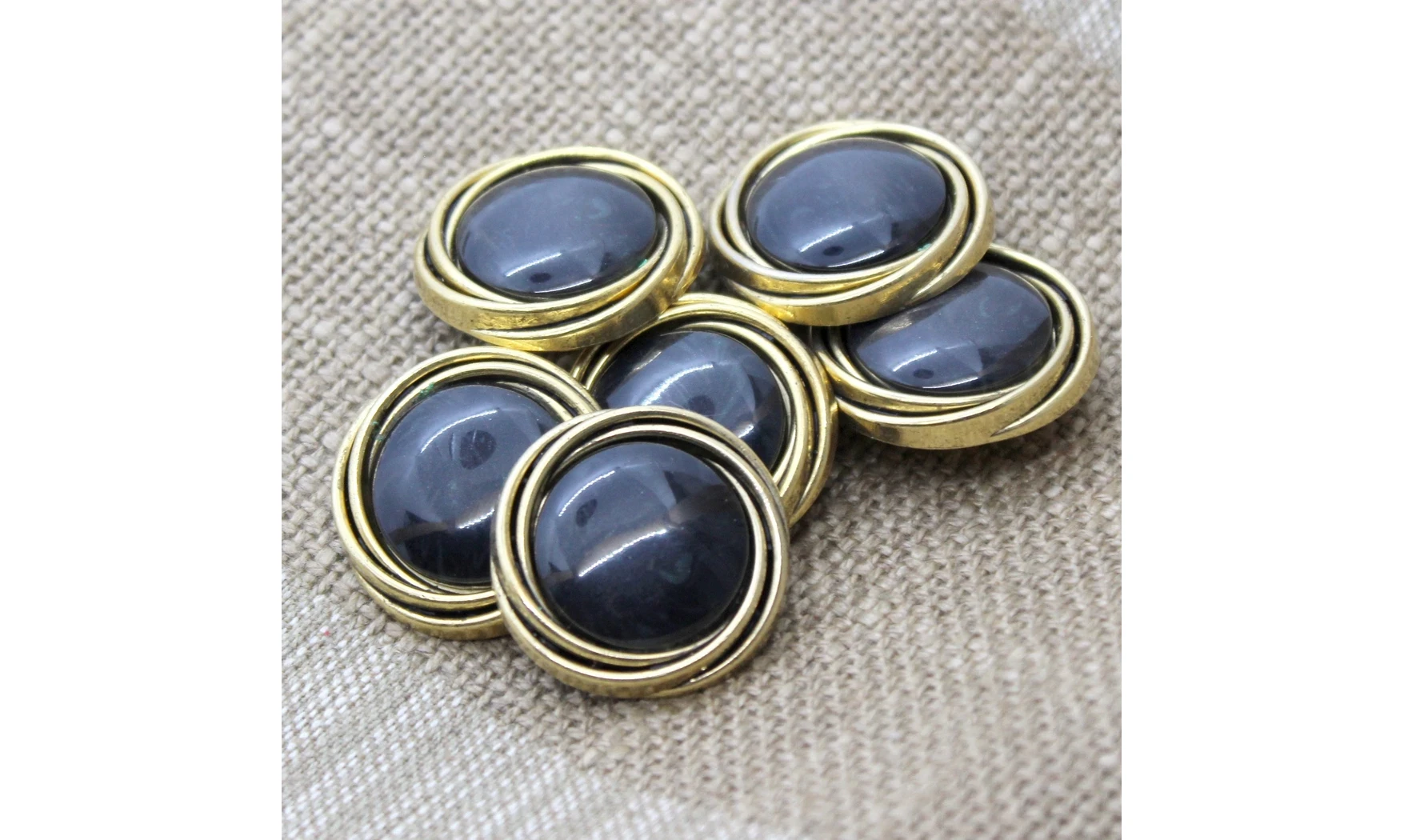 6 Boutons / 26MM / Cabochon Noir - Or