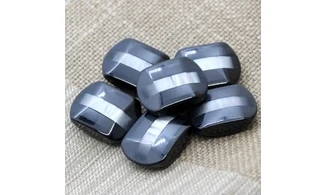 6 Boutons / 27MM / ovoide Noir et nacre