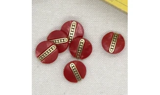 Vintage button 072V