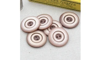 6 boutons / 27MM / Brun