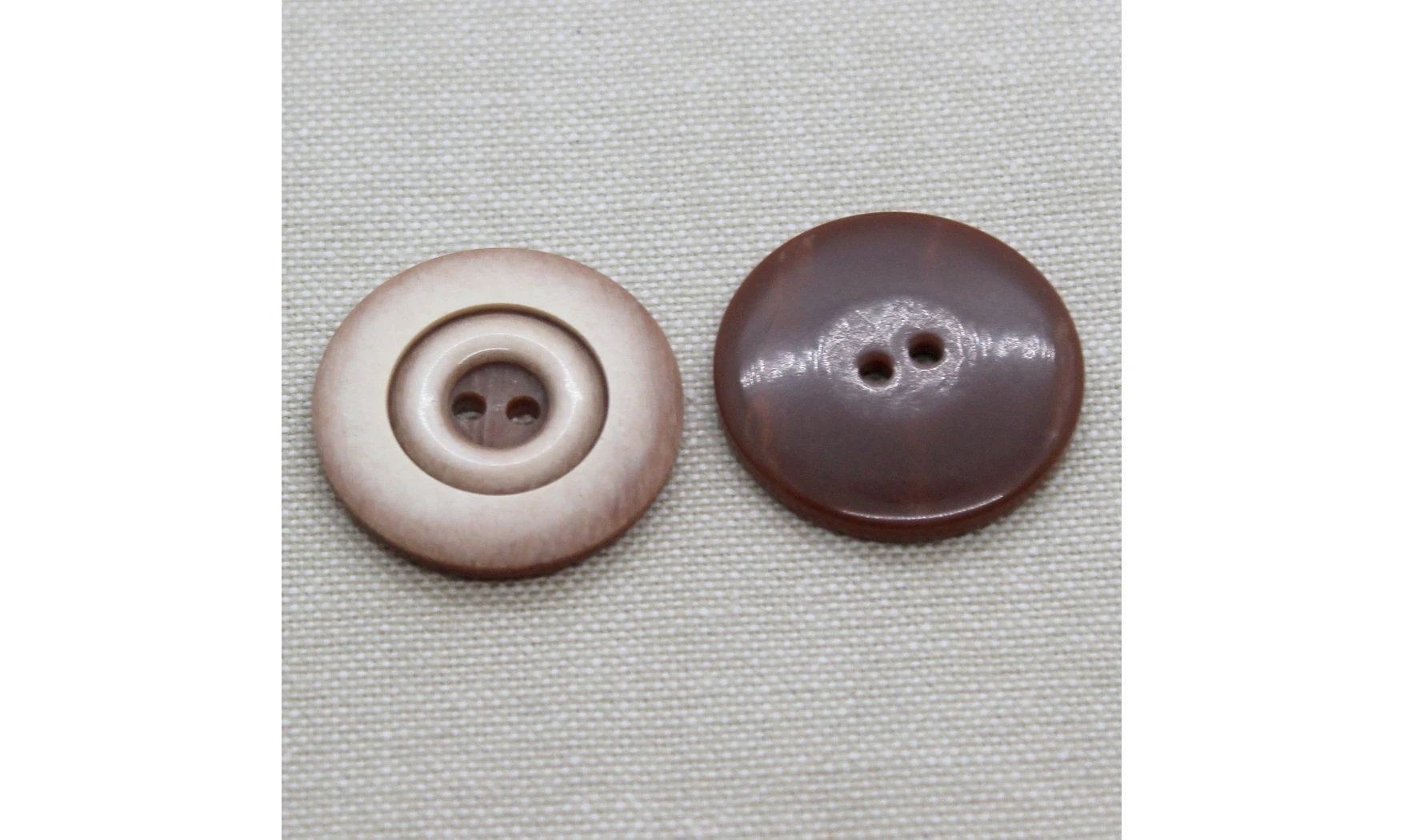 Vintage Button 082V