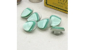 6 Boutons / 15MM / Triangle Vert