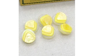 6 Boutons / 15MM / Triangle Jaune