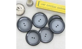 6 Boutons / 35MM / Gris