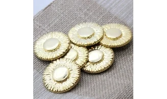 6 Boutons / 32MM / Métal doré Marguerite