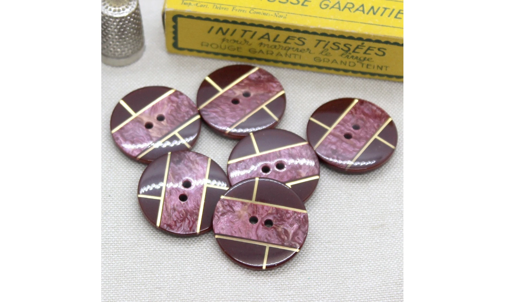 6 Boutons / 27MM / violet et doré