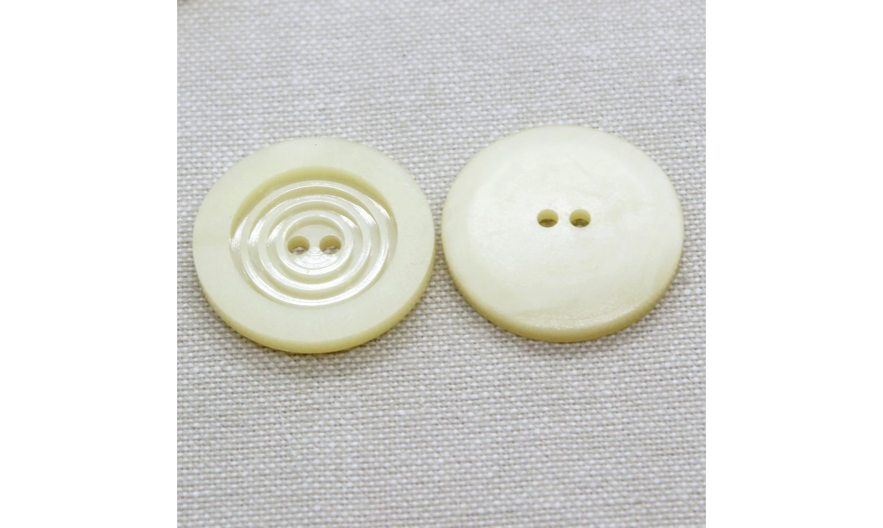 6 Boutons / 27MM / Beige "Cercles"