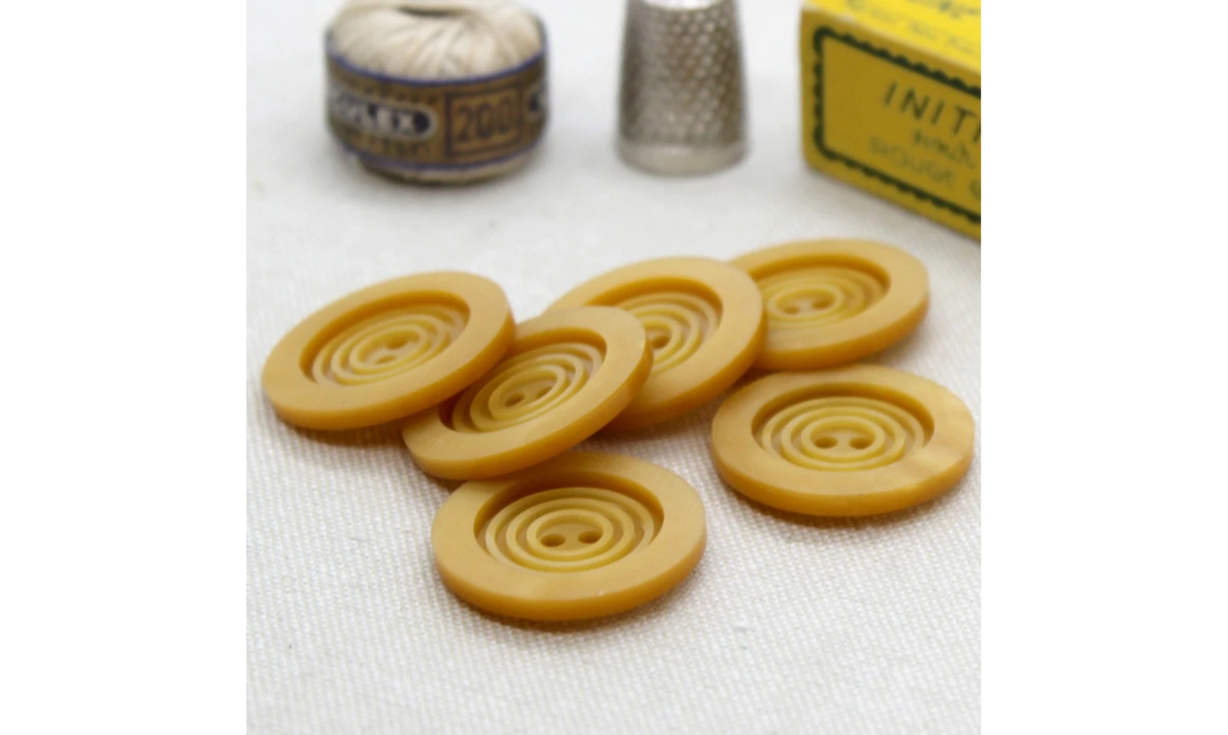 6 Boutons / 27MM / Brun "Cercles"