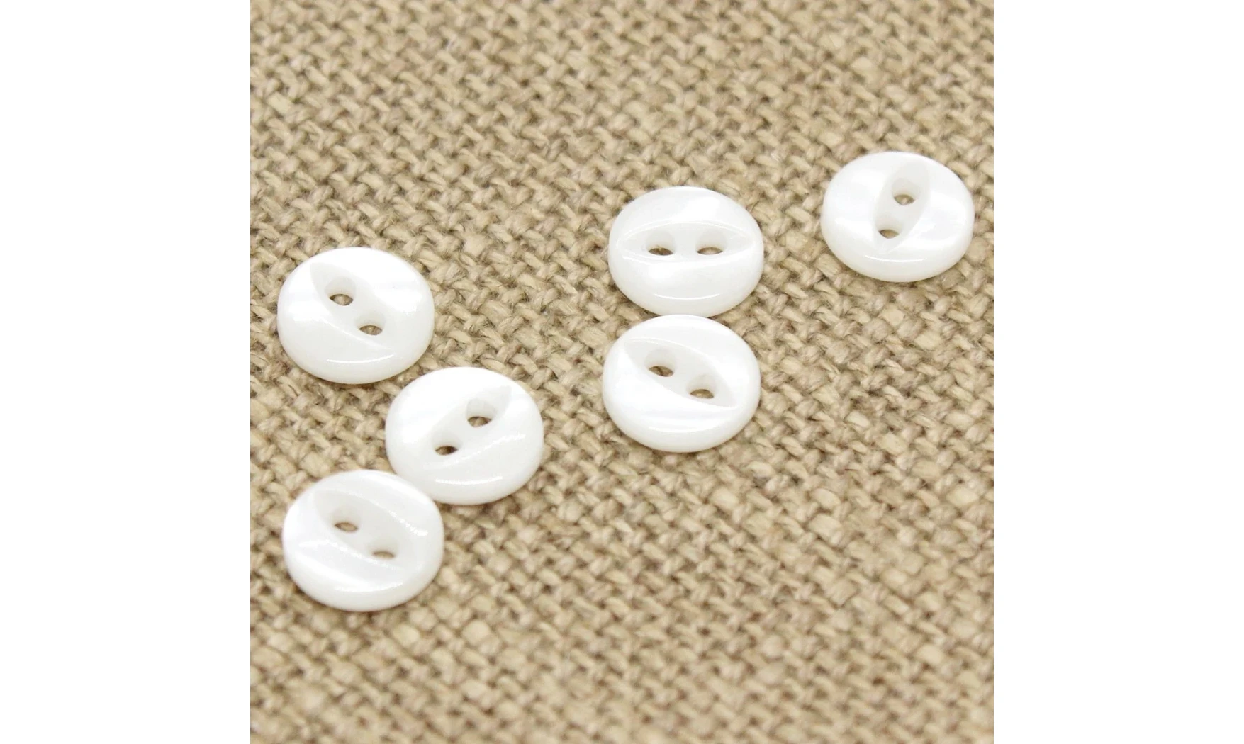 6 boutons / 10MM / Blanc