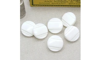 6 Boutons / 18MM / Blanc