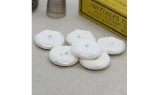 6 Boutons / 22MM / Blanc "Facettes"
