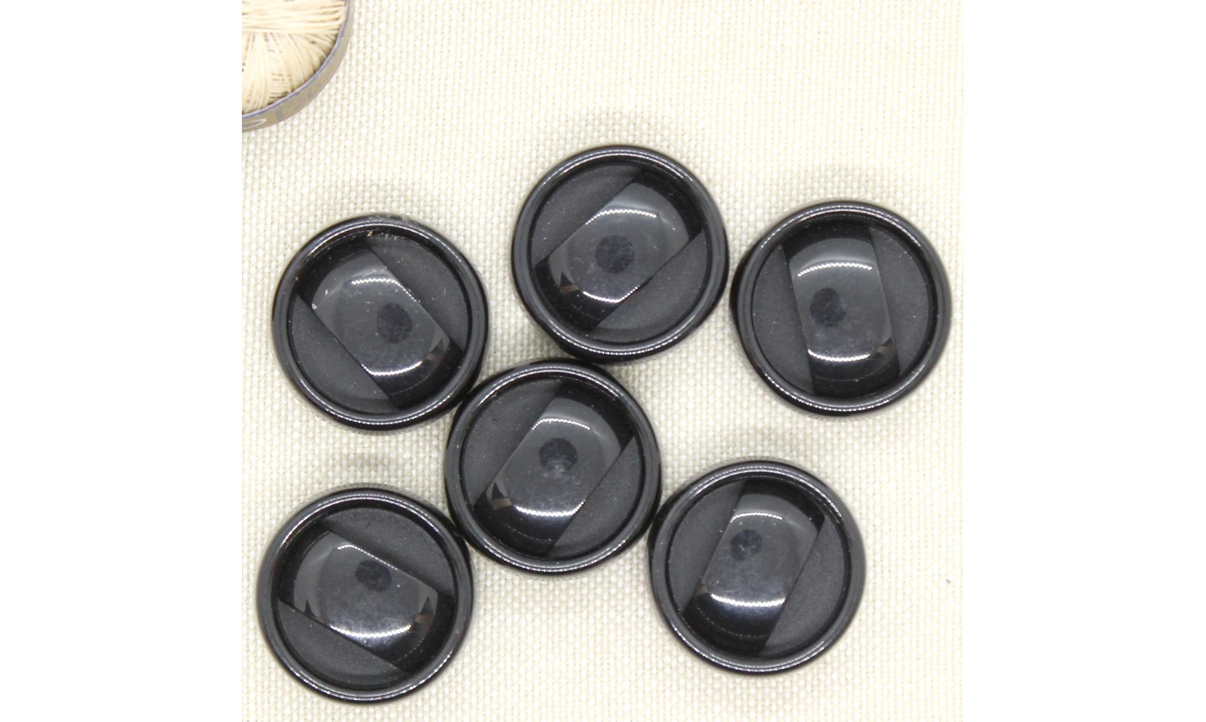 Boutons VINTAGE / 22,5MM / Noir