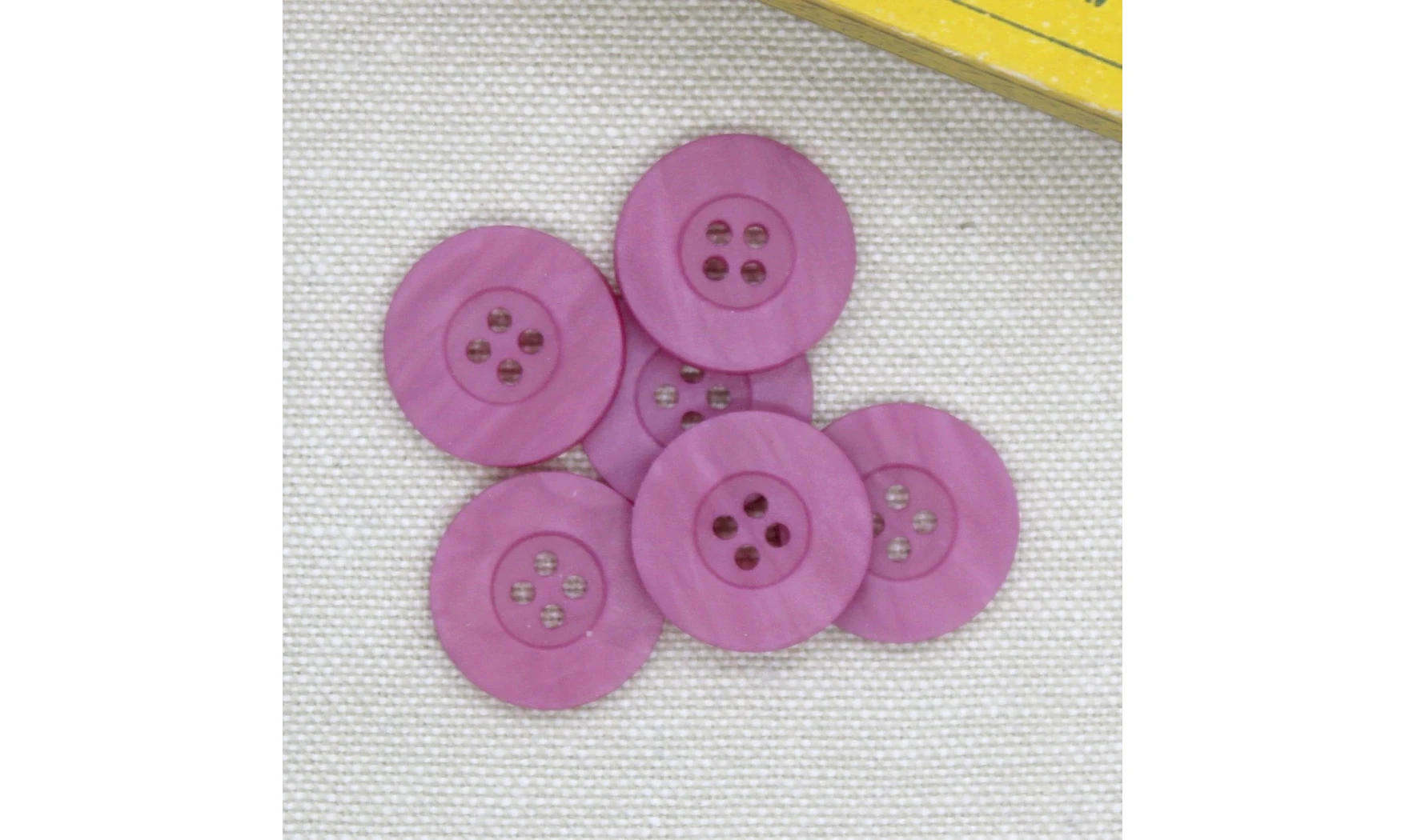 6 Boutons / 18MM / Rose Fushia
