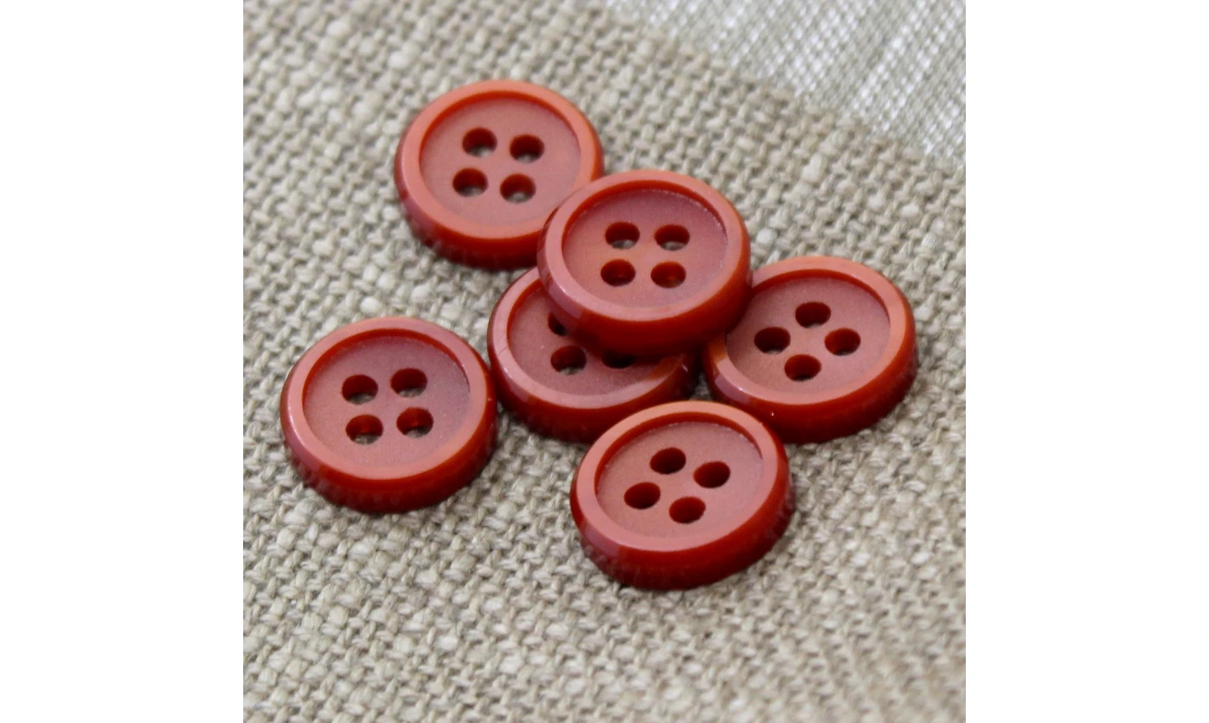 Vintage button 104V