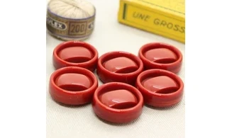 Boutons VINTAGE / 22,5MM / Rouge