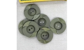 Vintage button 163V