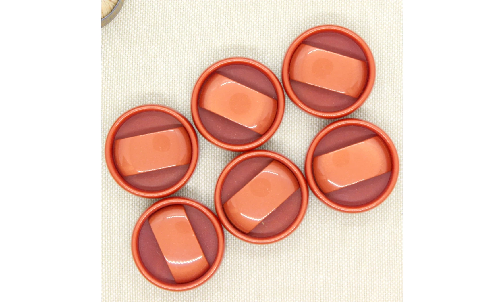 Boutons VINTAGE / 27,5MM / Rouge