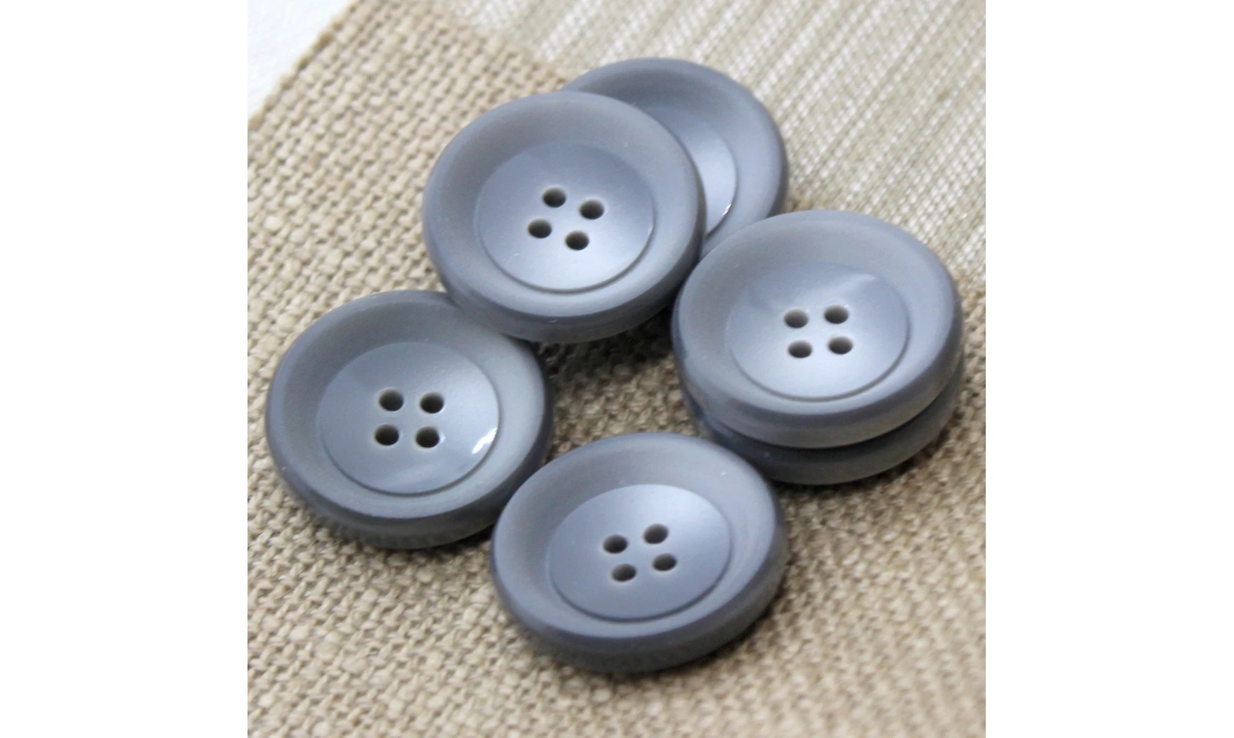 6 Boutons / 28MM / Gris