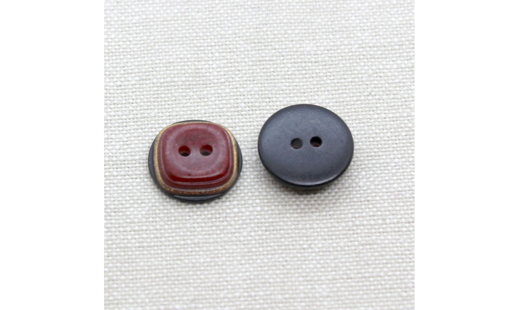 6 Boutons / 15MM / Rouge