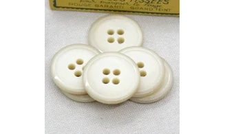 6 Boutons / 31MM / Beige