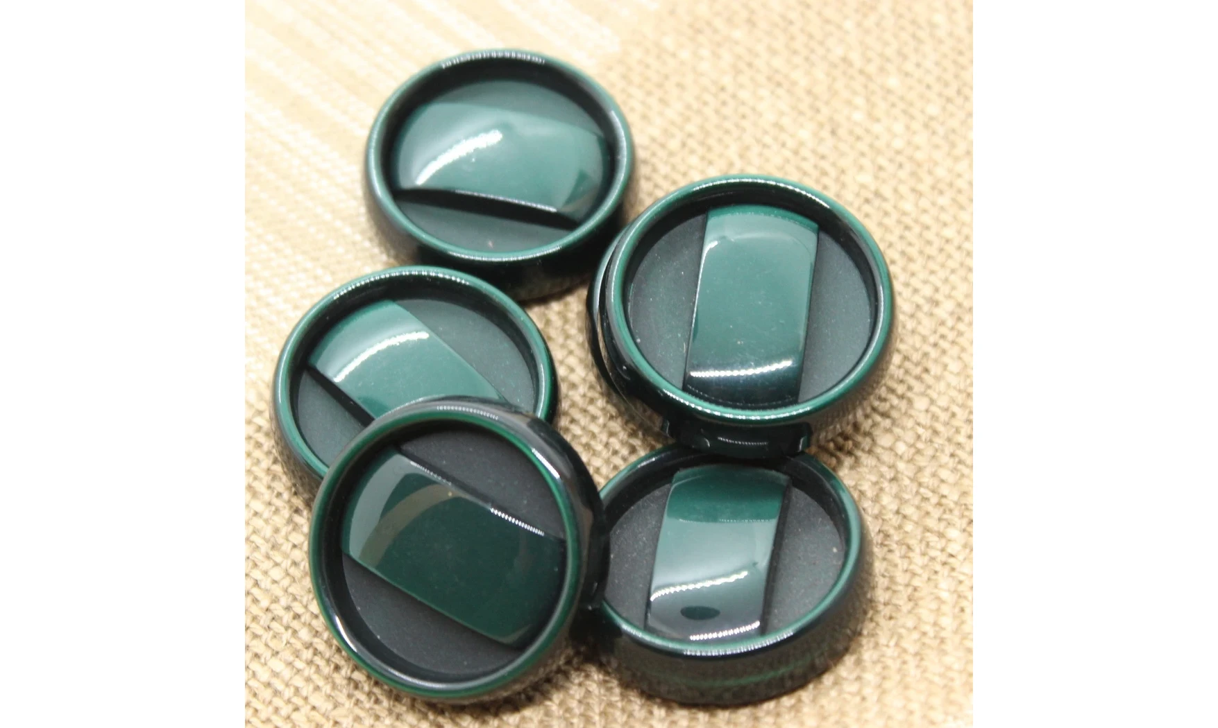 Boutons VINTAGE / 31,5MM / Vert