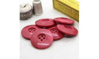 6 Boutons / 31MM / Rouge