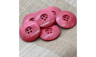 6 Boutons / 31MM / Rouge