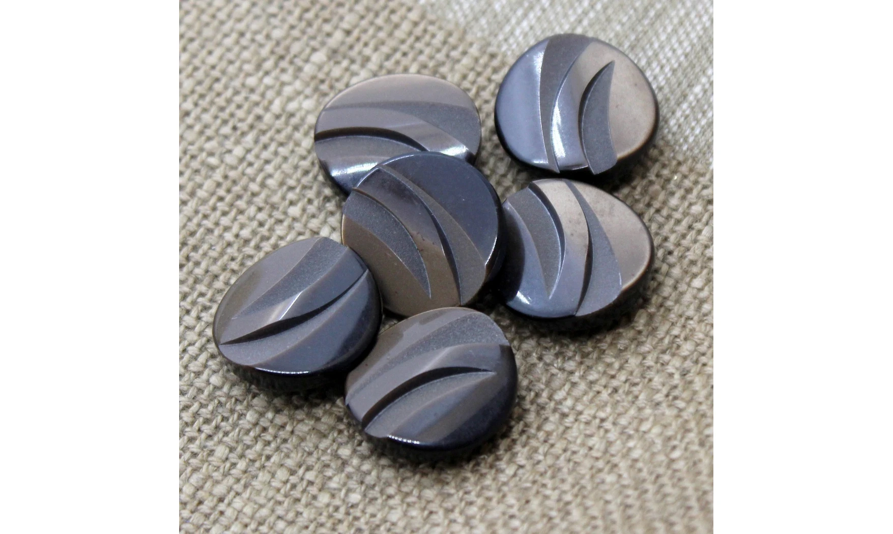 6 Boutons / 20MM / Marron ciselé