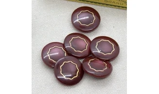 Vintage button 213V