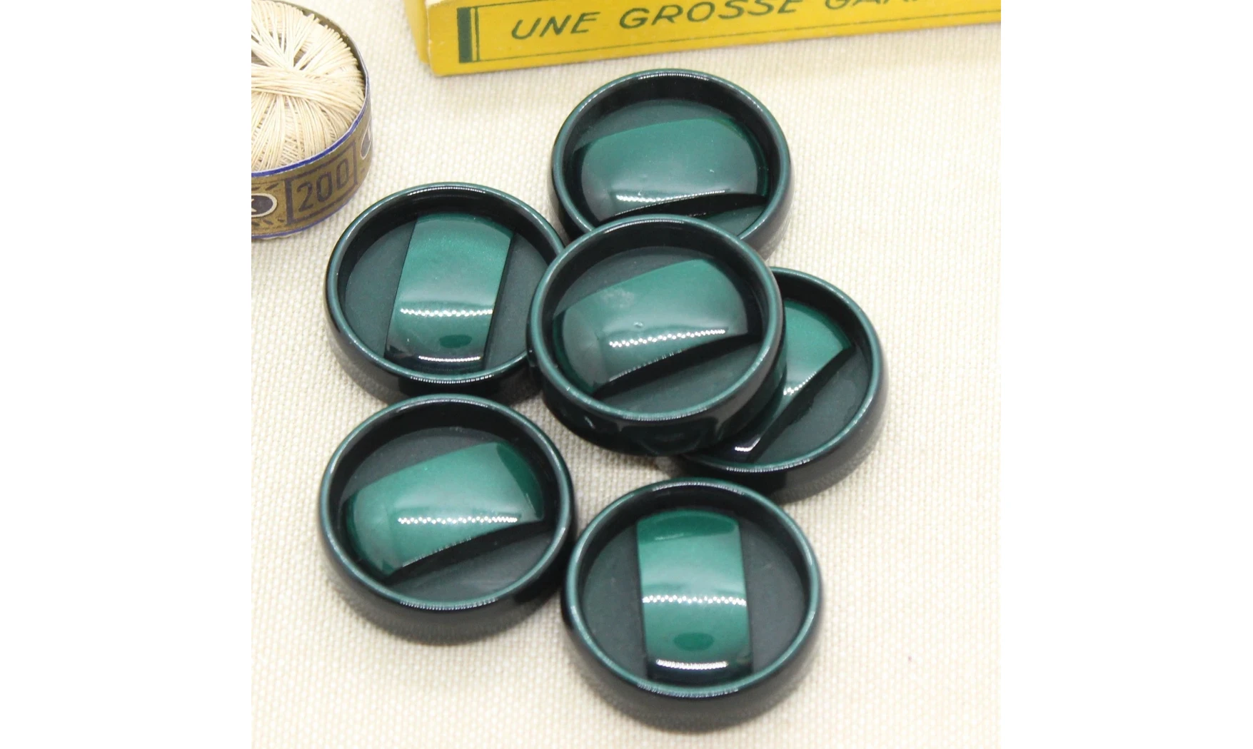 Boutons VINTAGE / 27,5MM / Vert