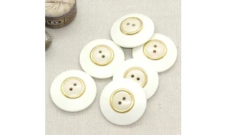 6 boutons / 25MM / Blanc et centre crème