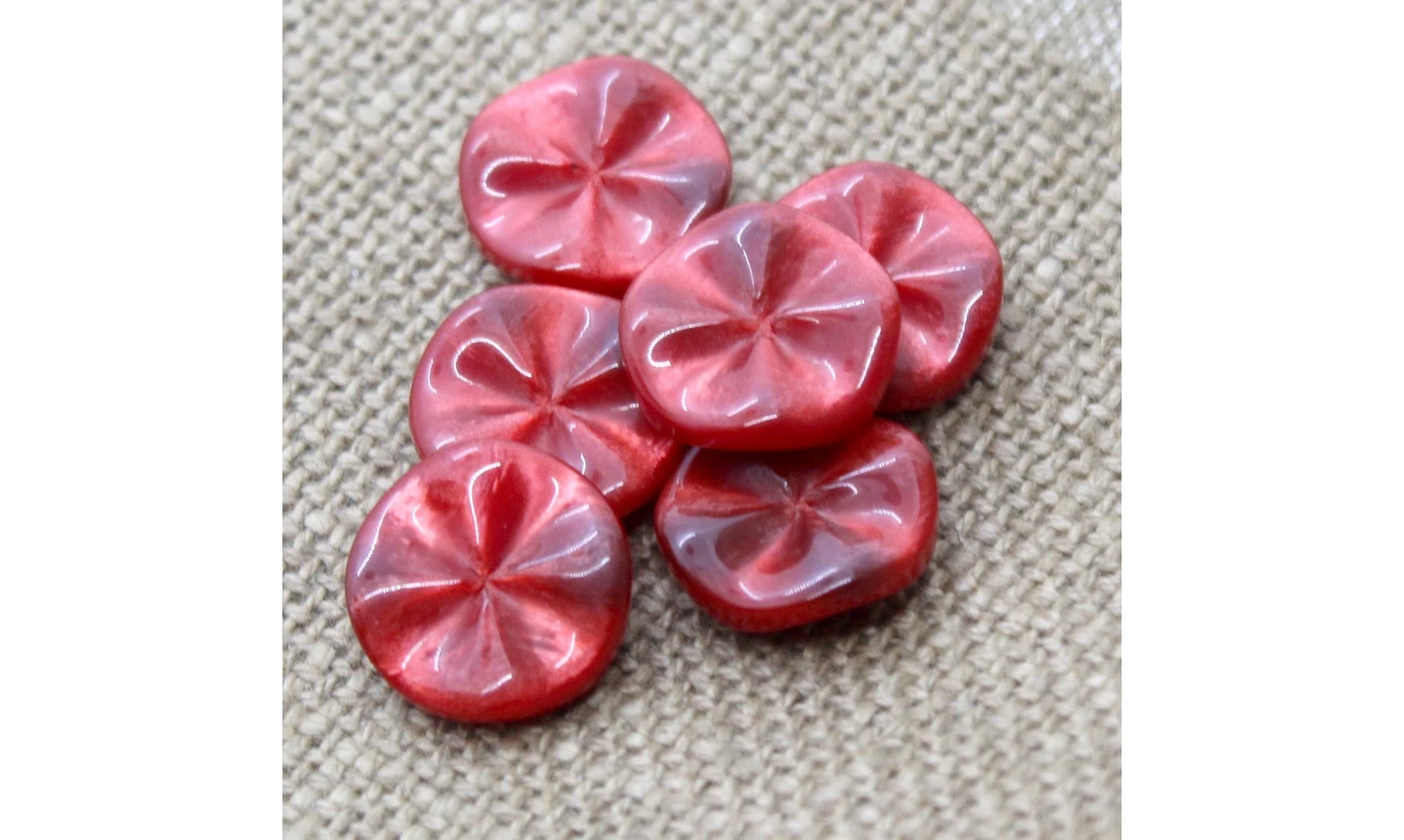 6 Boutons / 18MM / rouge