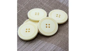 6 Boutons / 34MM / Jaune