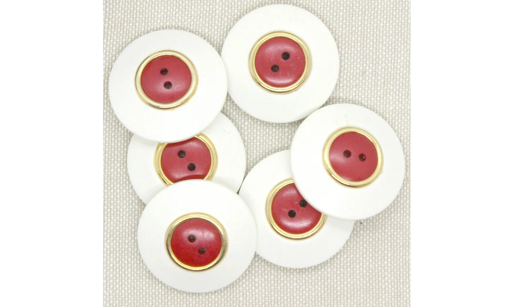 6 boutons / 25MM / Blanc et centre rouge