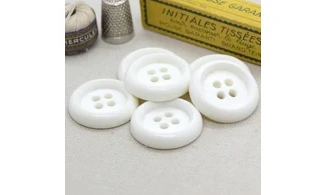 6 Boutons / 31MM / Blanc