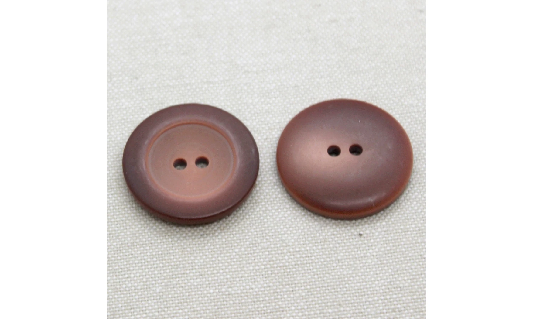 6 Boutons / 28MM / Marron