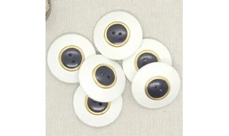6 boutons / 25MM / Blanc et centre noir