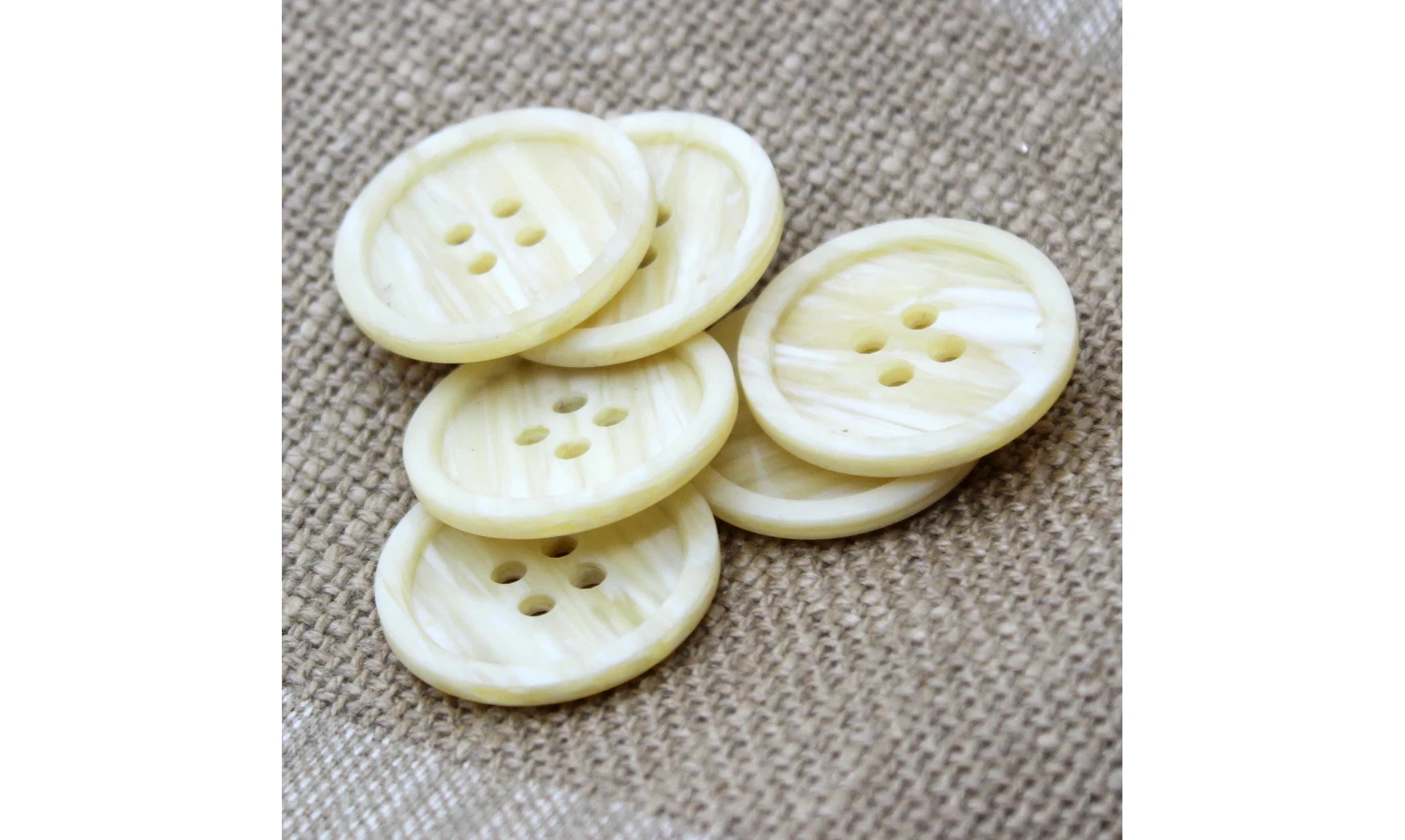 6 Boutons / 27MM / Ivoire