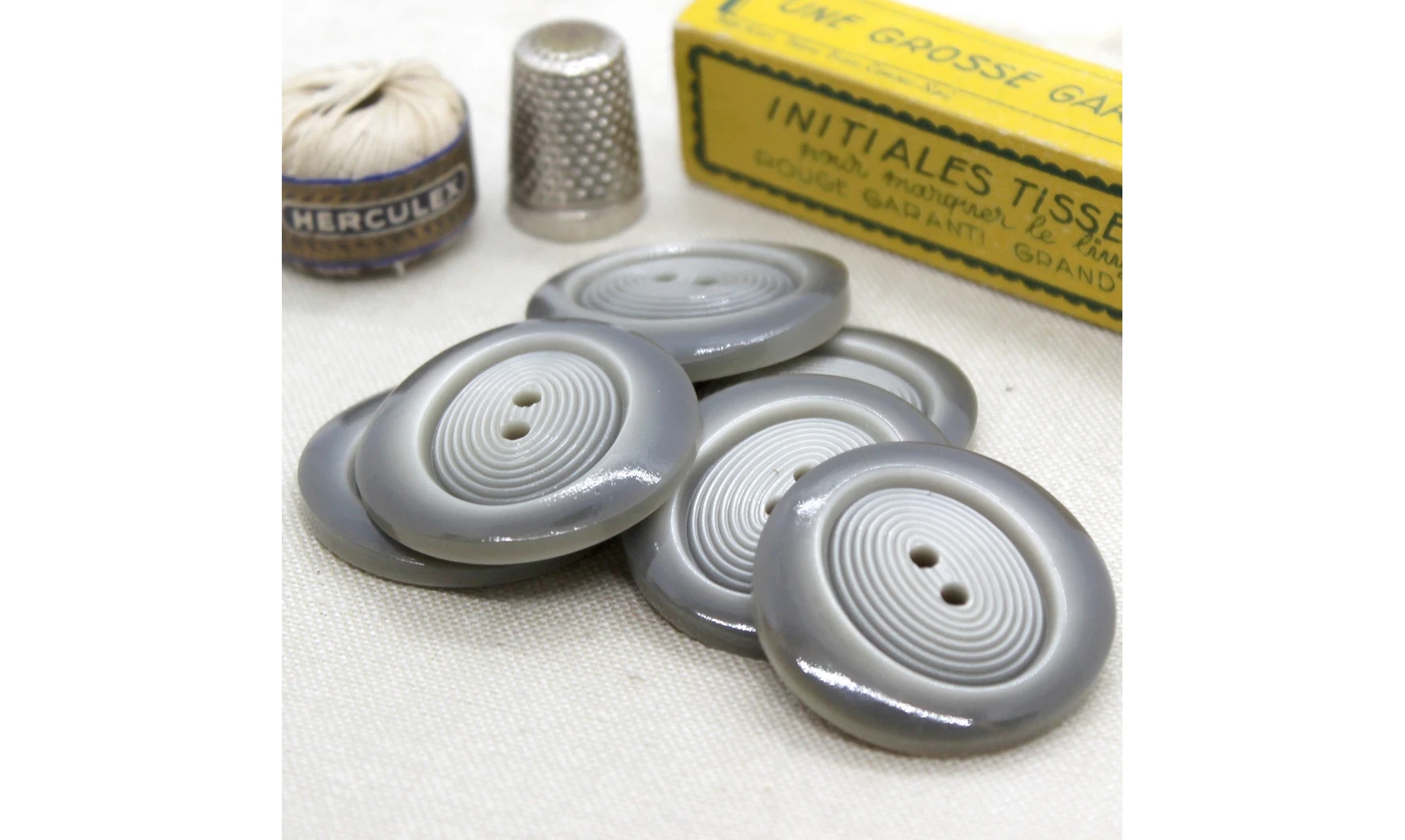 6 Boutons / 36MM / Gris