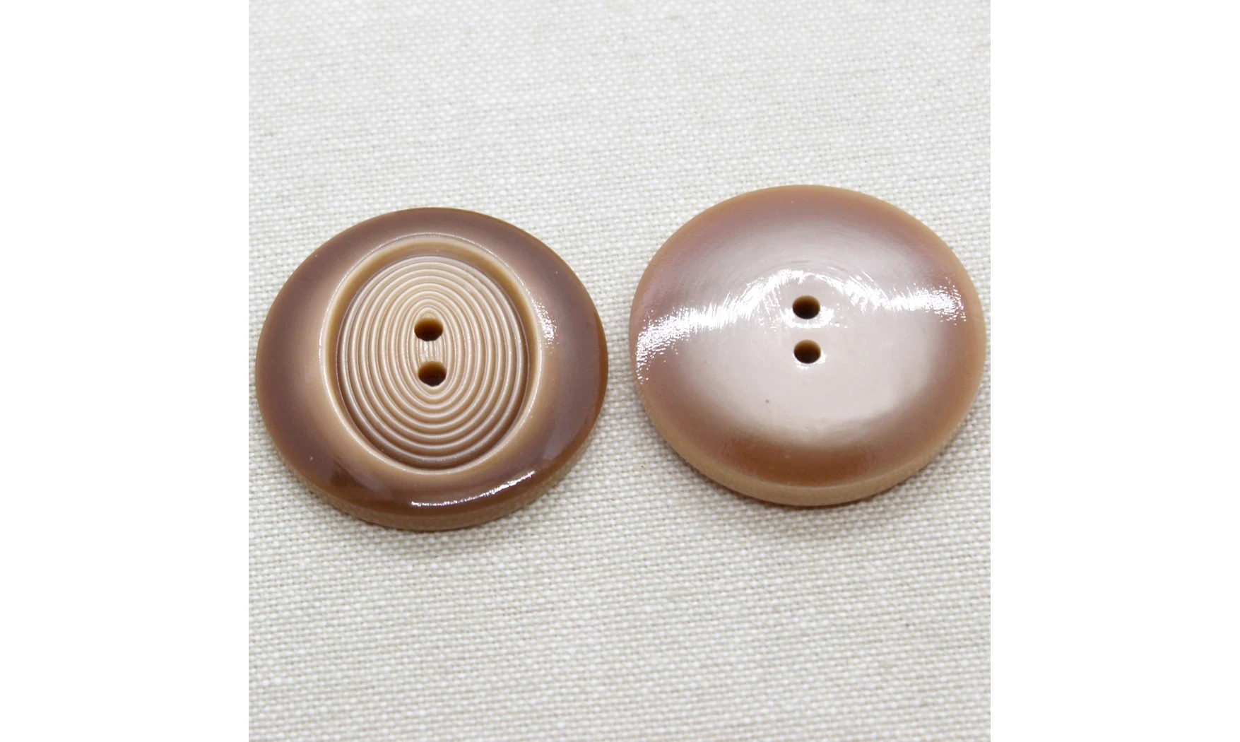 6 Boutons / 36MM / Marron