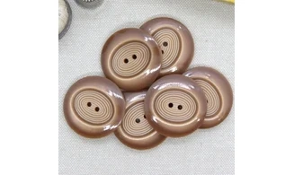6 Boutons / 31MM / Marron
