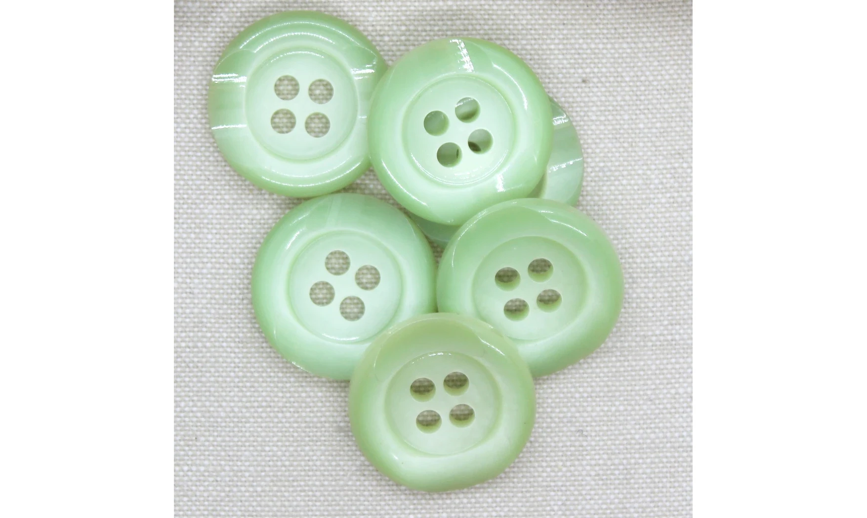 6 Boutons / 27MM / Vert