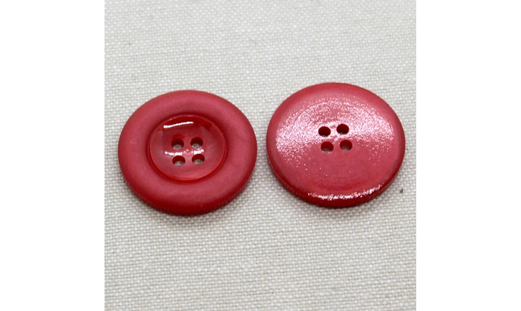 6 Boutons / 27MM / Rouge