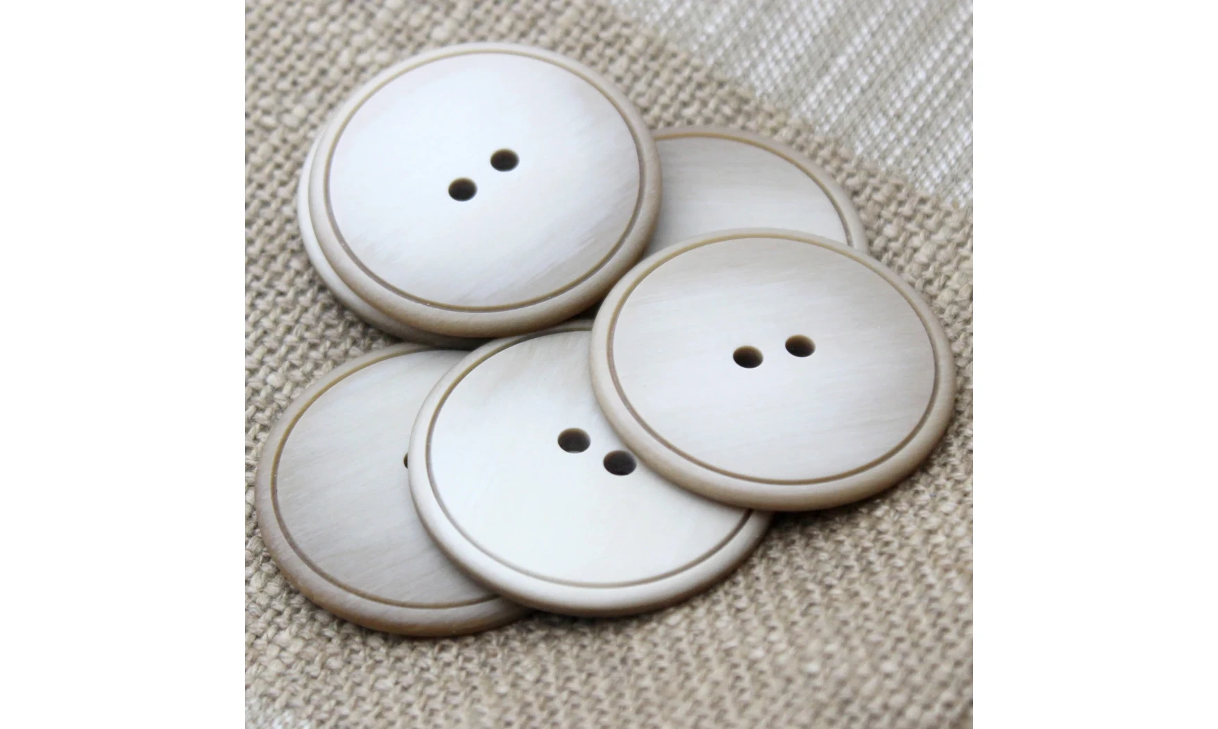 6 Boutons / 36MM / Brun
