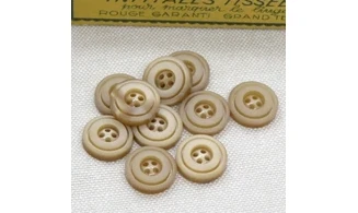 Vintage button 281V