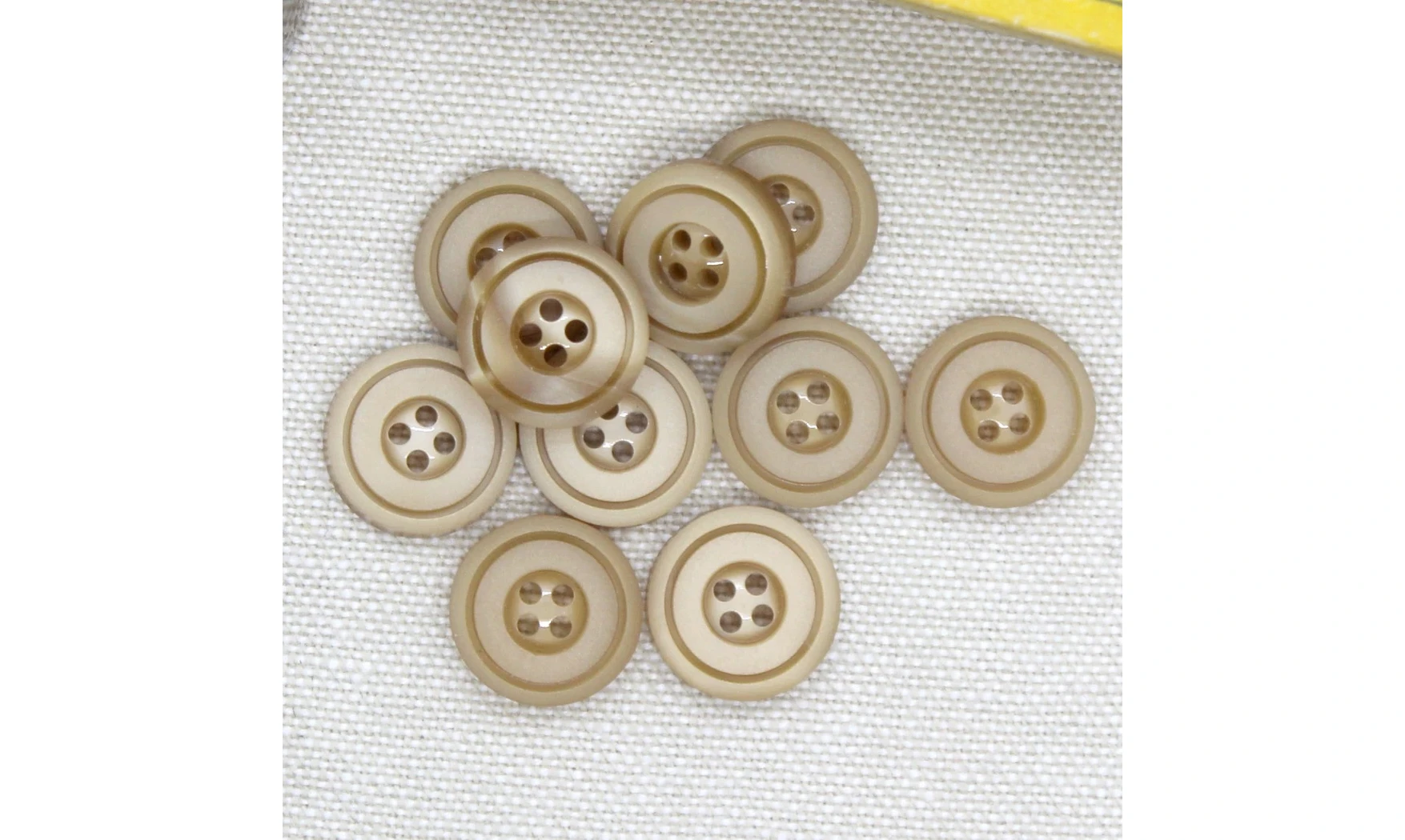 10 Boutons / 14MM / Brun